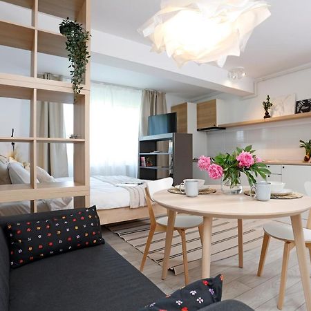 New & Cozy Studio In Ghencea + Netflix Bucureşti Exterior foto