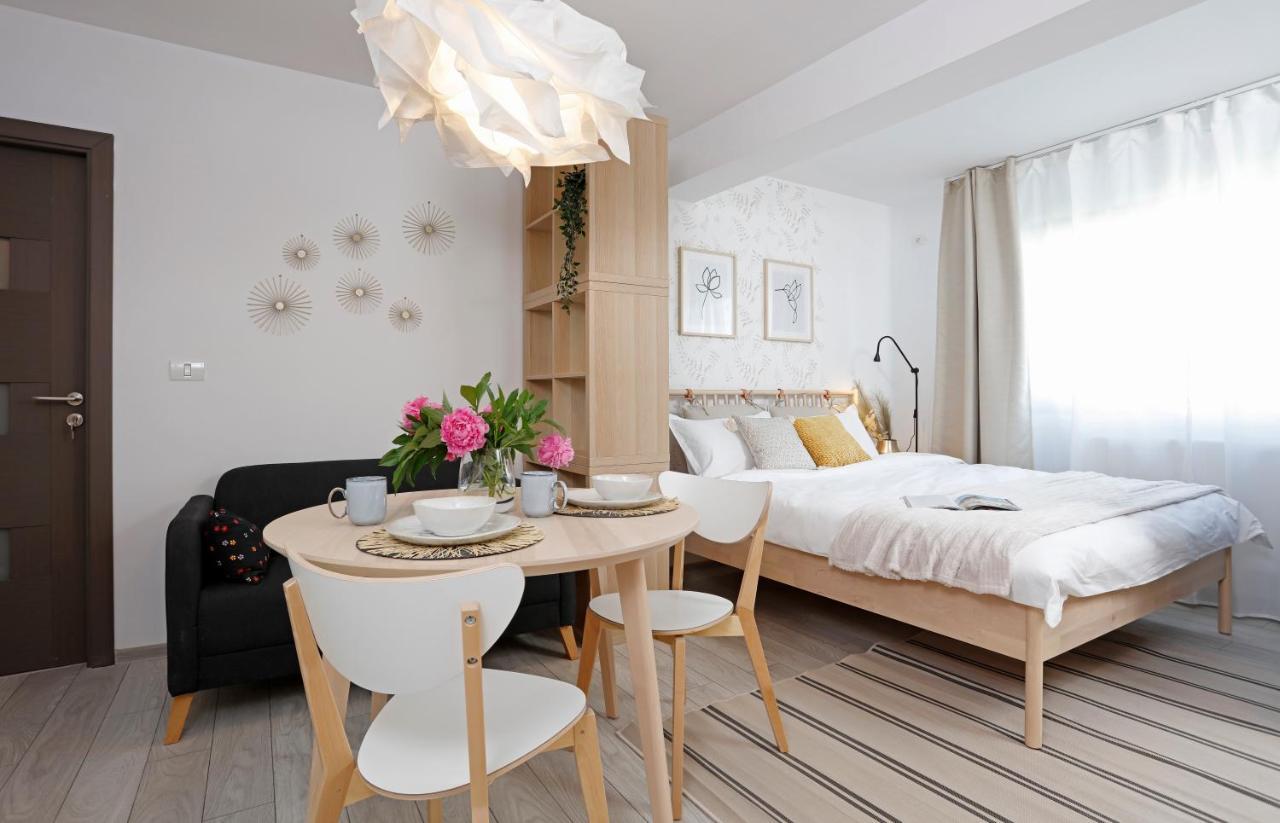 New & Cozy Studio In Ghencea + Netflix Bucureşti Exterior foto