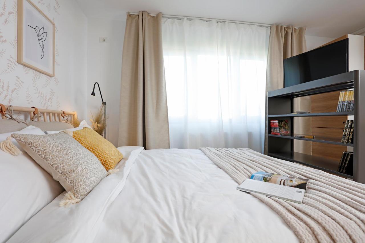 New & Cozy Studio In Ghencea + Netflix Bucureşti Exterior foto