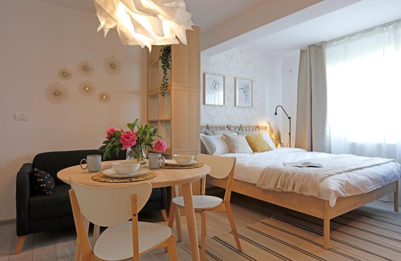 New & Cozy Studio In Ghencea + Netflix Bucureşti Exterior foto