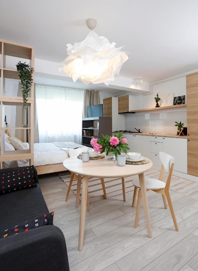 New & Cozy Studio In Ghencea + Netflix Bucureşti Exterior foto